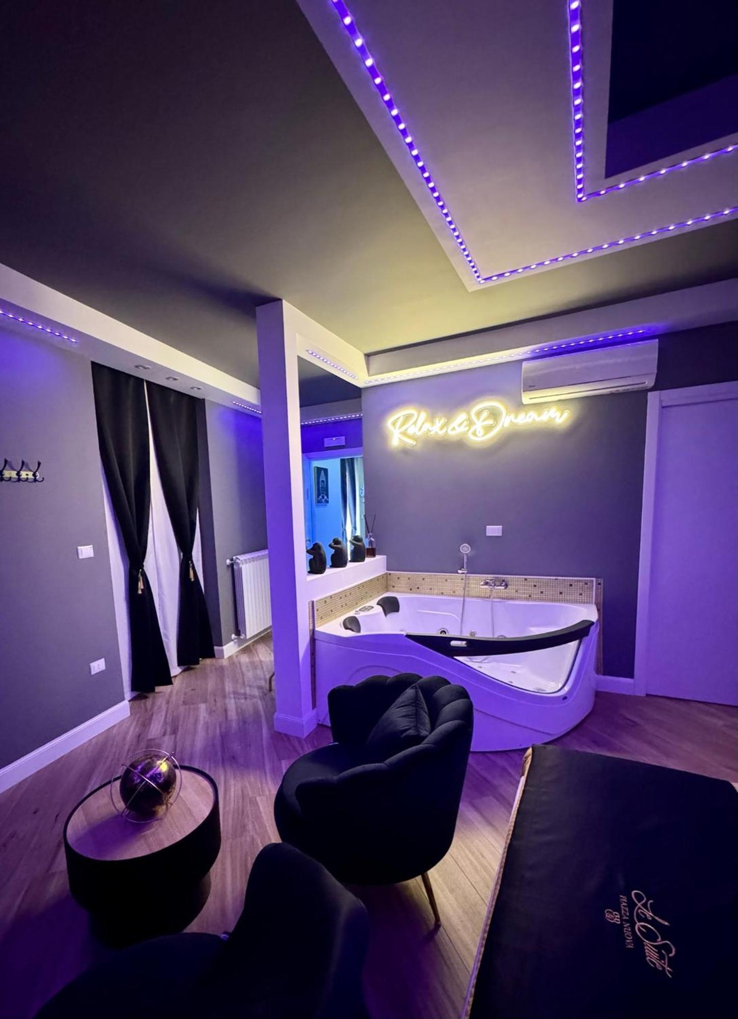 Le Suite Piazza Nuova Фоджа Екстер'єр фото