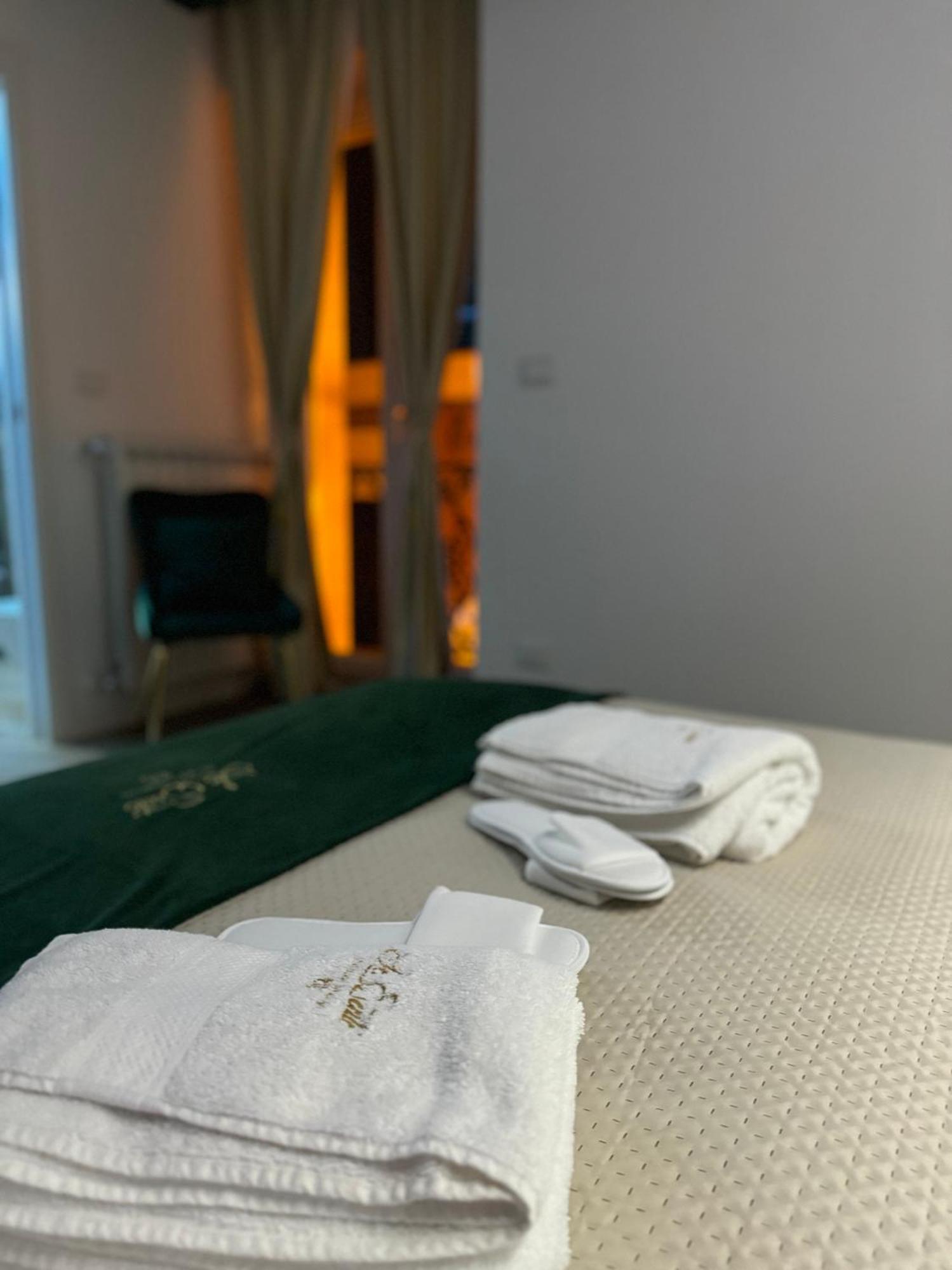 Le Suite Piazza Nuova Фоджа Екстер'єр фото